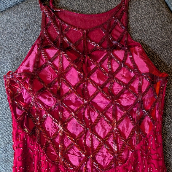 Elegant heavily beaded vintage silk maxi gown - Picture 1 of 12